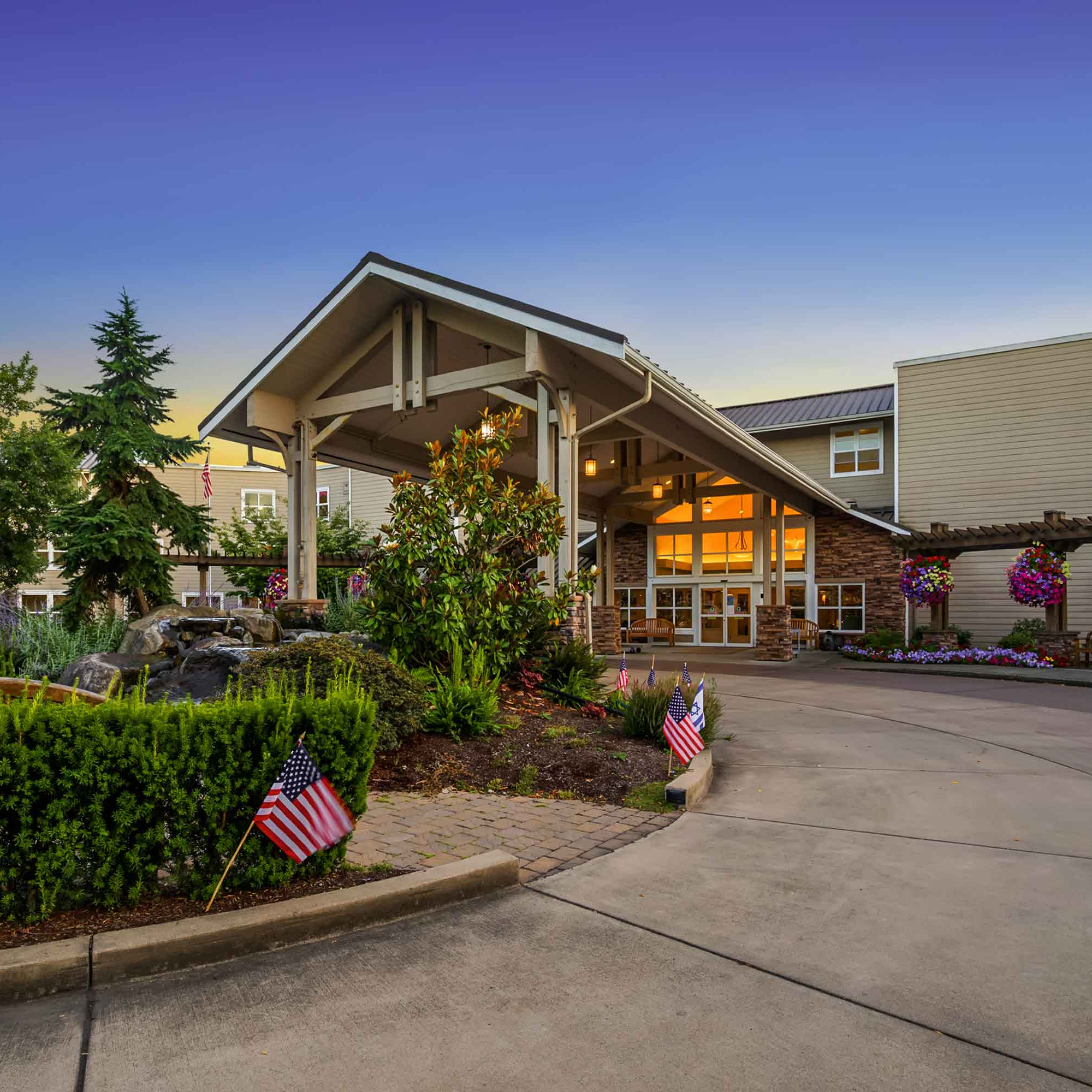 Crista Shores' driveway and main entrance