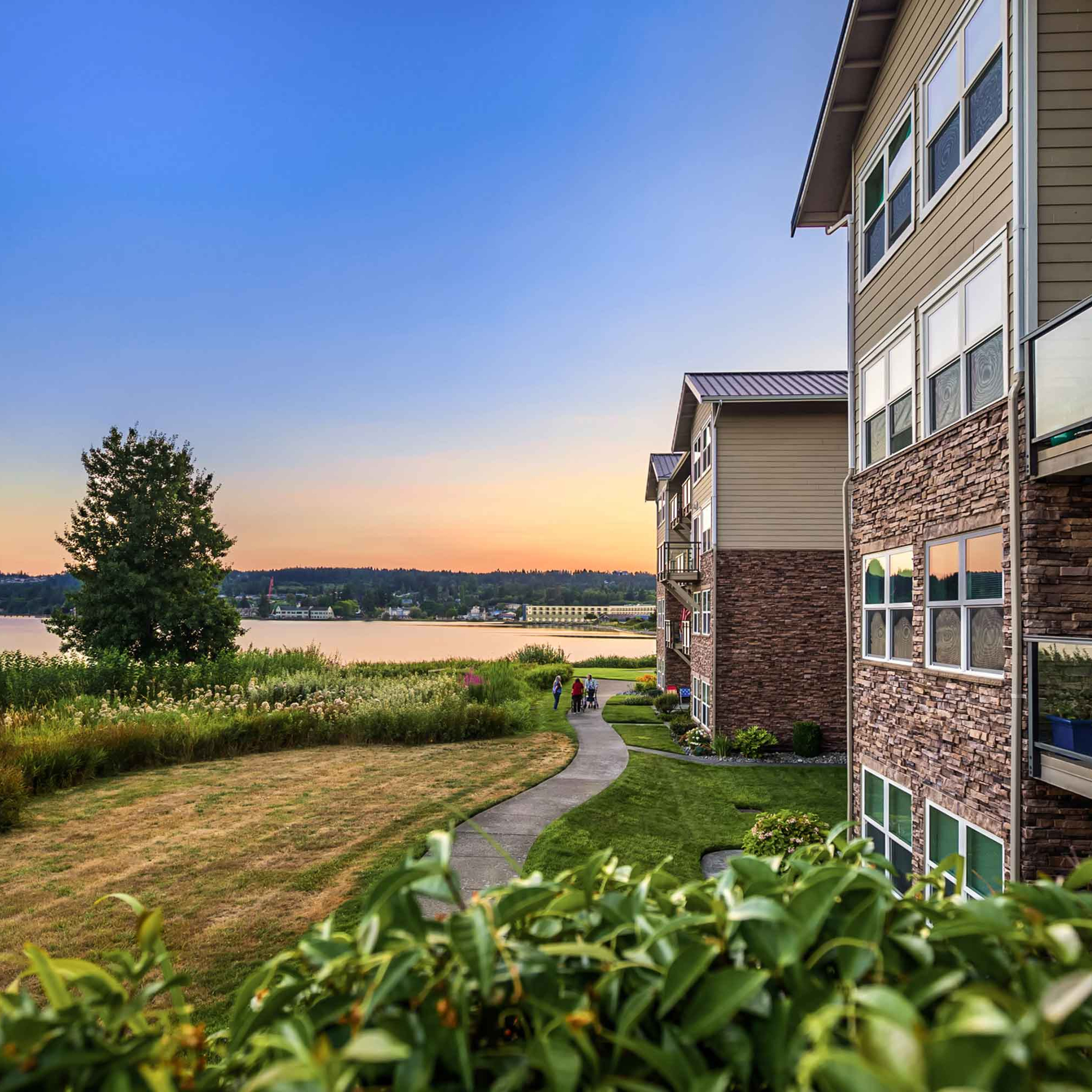 Sidewalk and Dyes Inlet view at Crista Shores